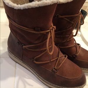 Winter boots